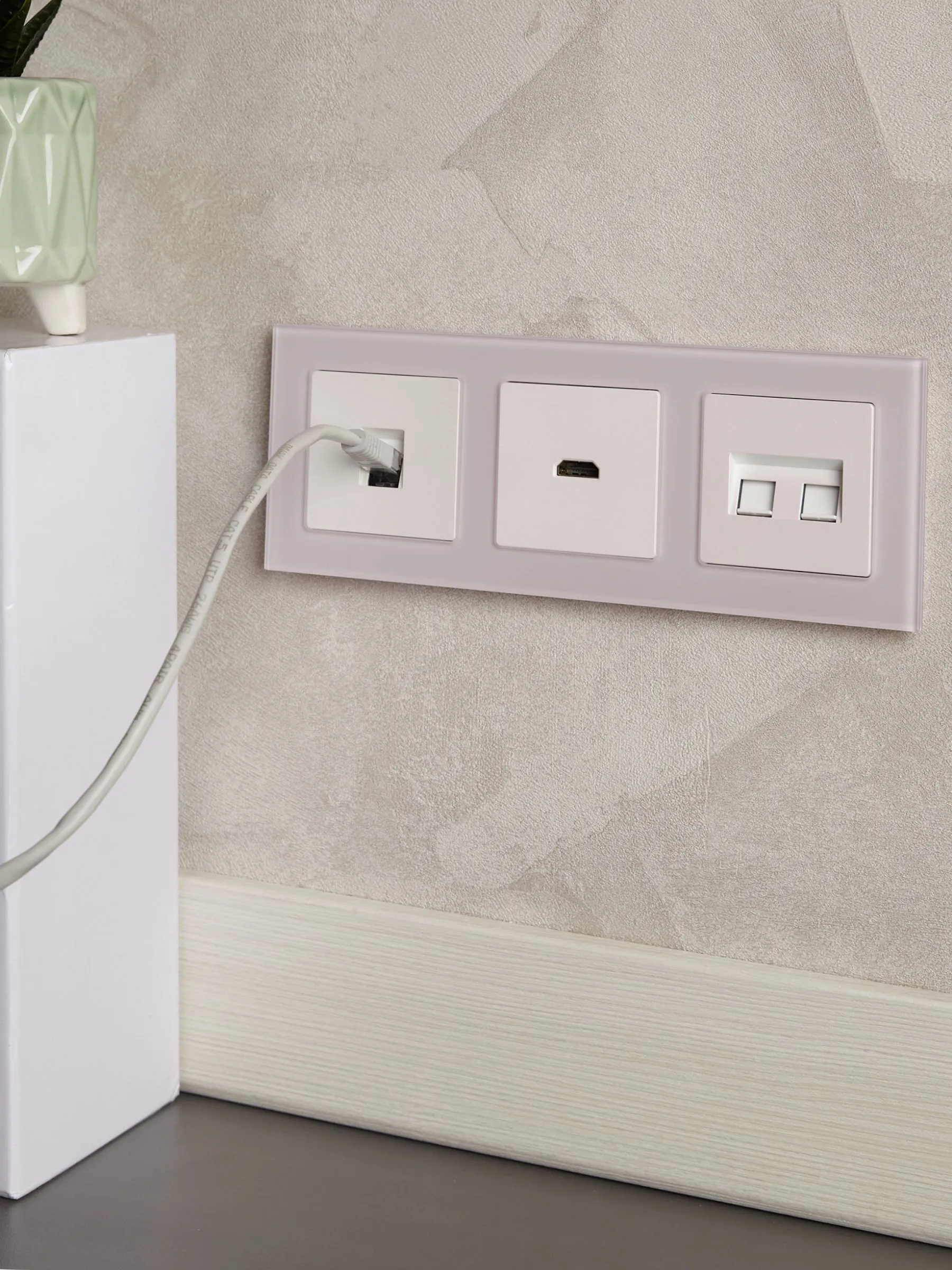 BRITE Розетка компьютерная RJ45 кат.6 РК11-БрЖ жемчуг IEK - Фото 6