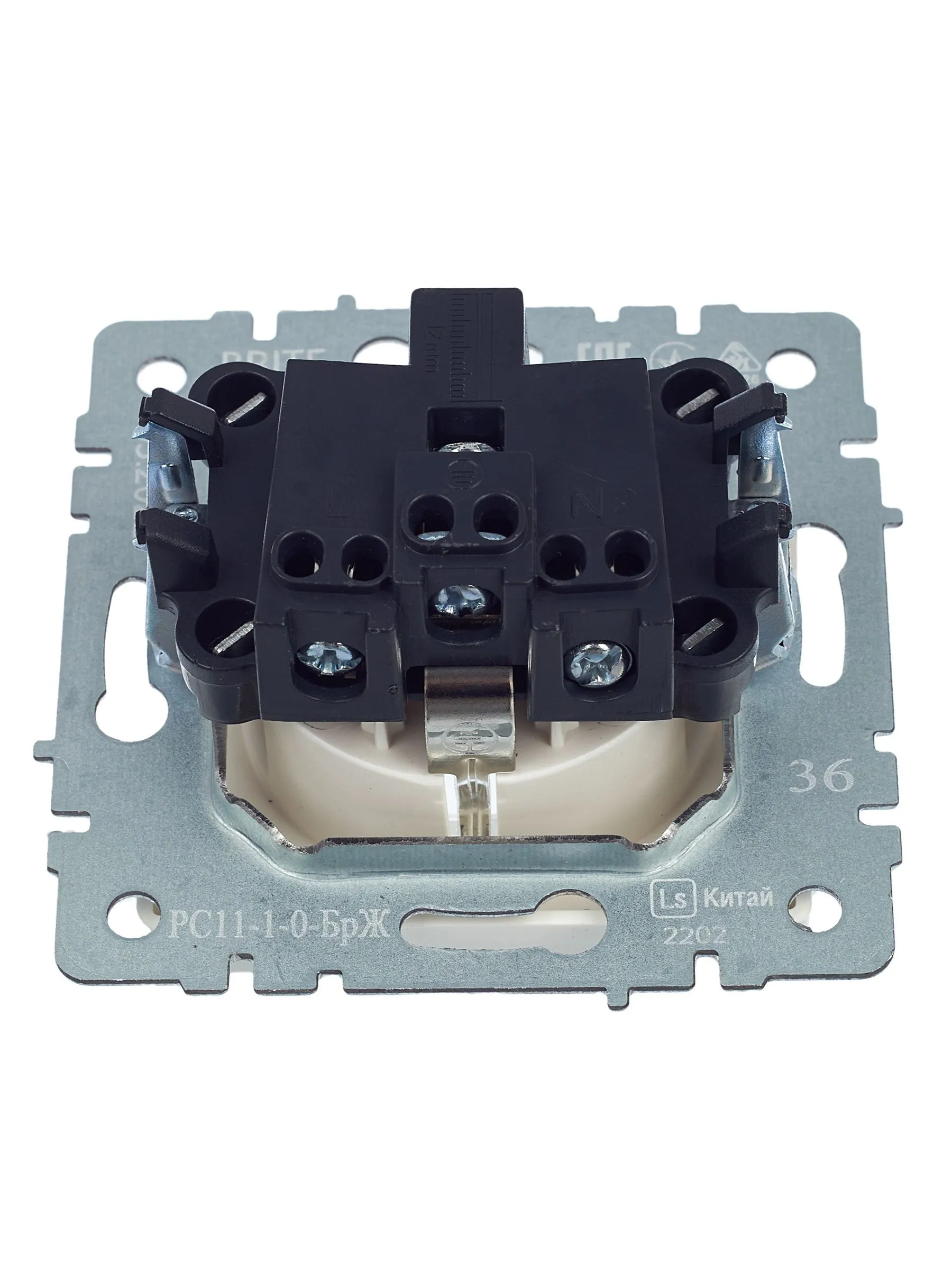 BRITE Розетка 1-местная с заземлением без защитных шторок 16А РС11-1-0-БрЖ жемчуг IEK - Фото 4