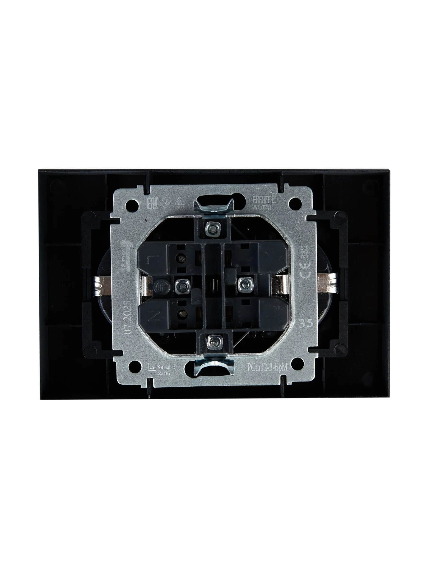 BRITE Розетка 2-местная с заземлением с защитными шторками 16А в сборе РСш12-3-БрМ маренго IEK - Фото 5