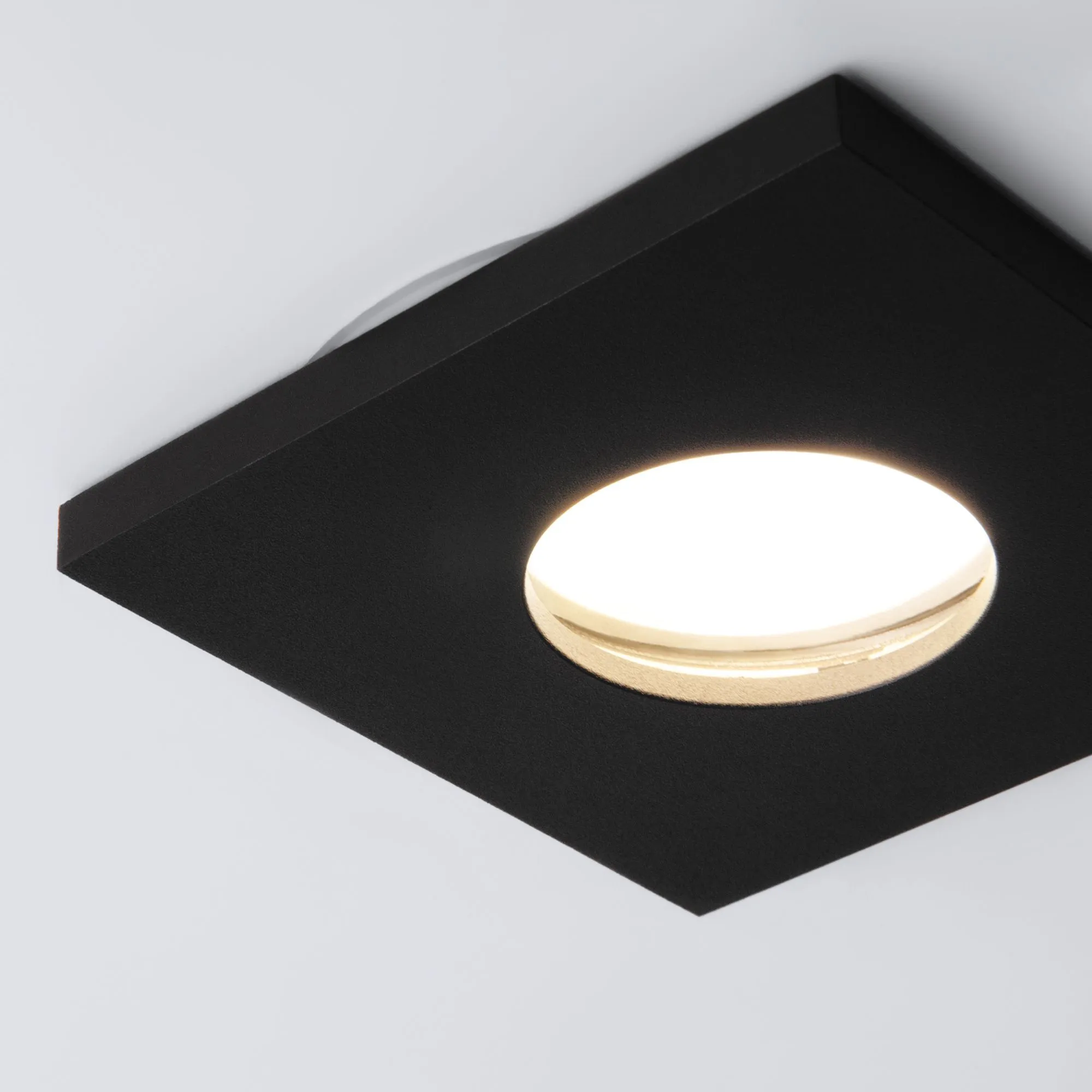 Светильник точечный влагозащищенный 126 MR16 черный матовый Elektrostandard - Фото 4