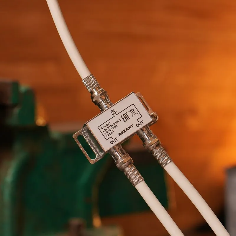 Делитель ТВх2 под F-разъем, 5-1000МГц REXANT - Фото 2