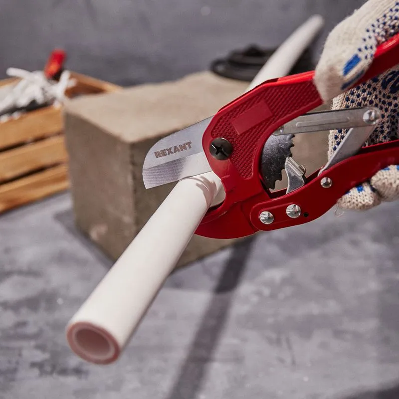 Труборез для пластиковых труб 42 мм REXANT RA-65Mn - Фото 2