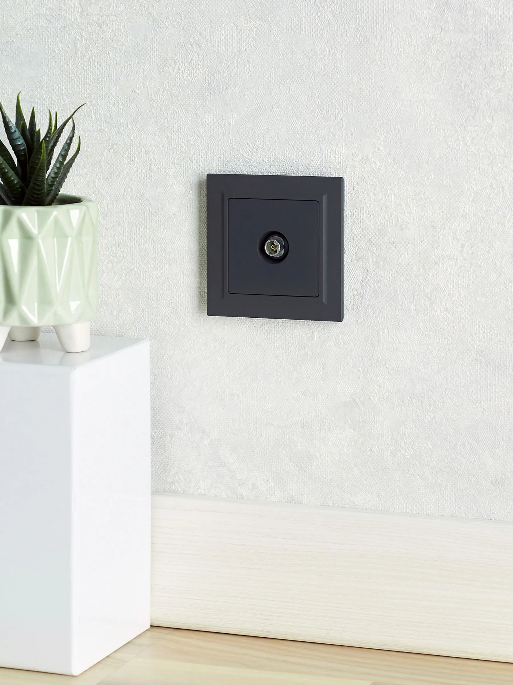 BRITE Розетка TV оконечная РТВ11-0-БрГ графит IEK - Фото 6