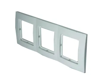 Рамка 3-местная "KD-3-Б" Белая