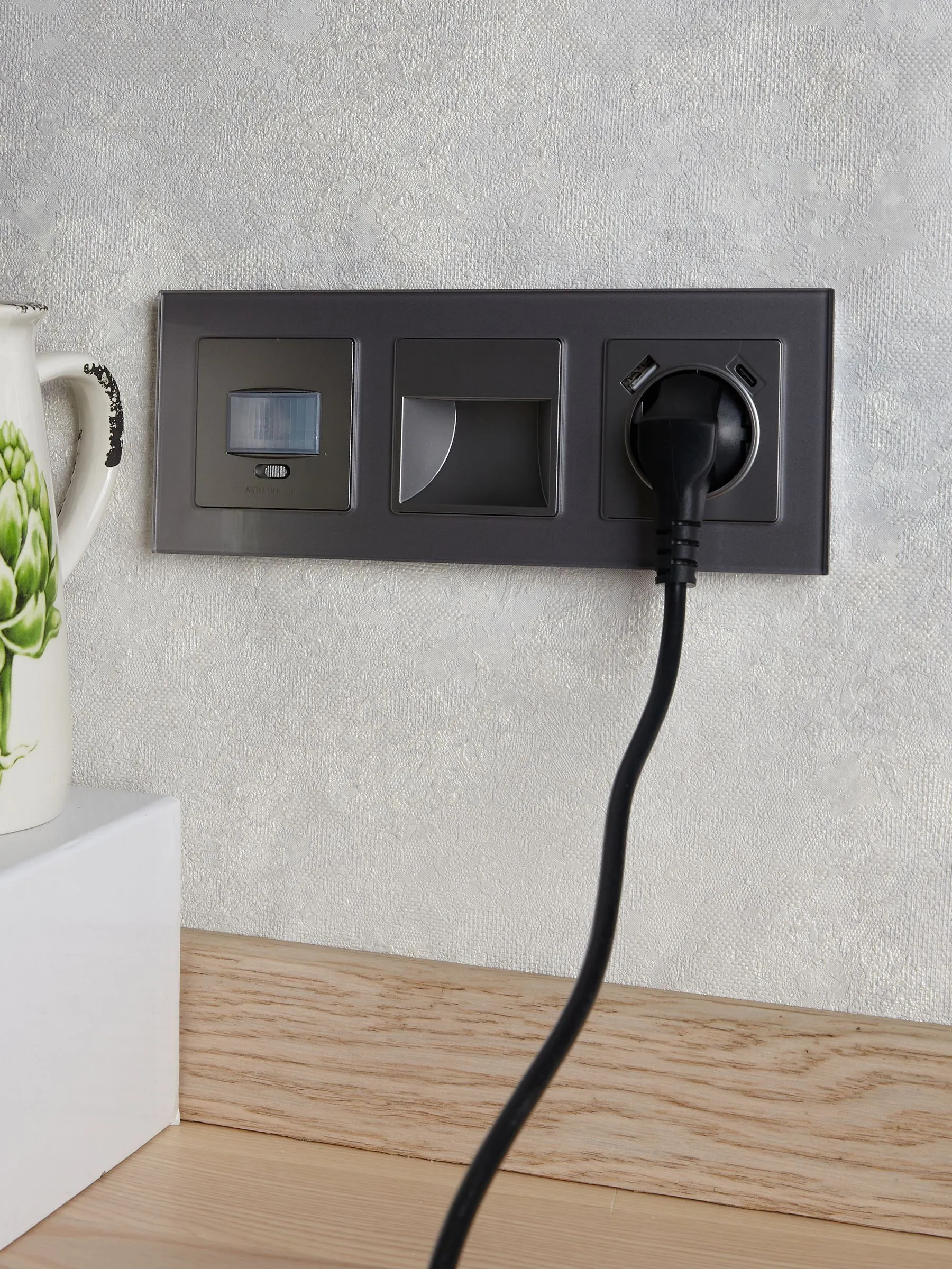 BRITE Подсветка светодиодная встраиваемая ПЛ20-БрС сталь IEK - Фото 5