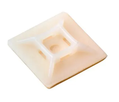 Площадка под винт самоклеящаяся 28х28 мм, белая (100 шт/уп) REXANT 07-2228