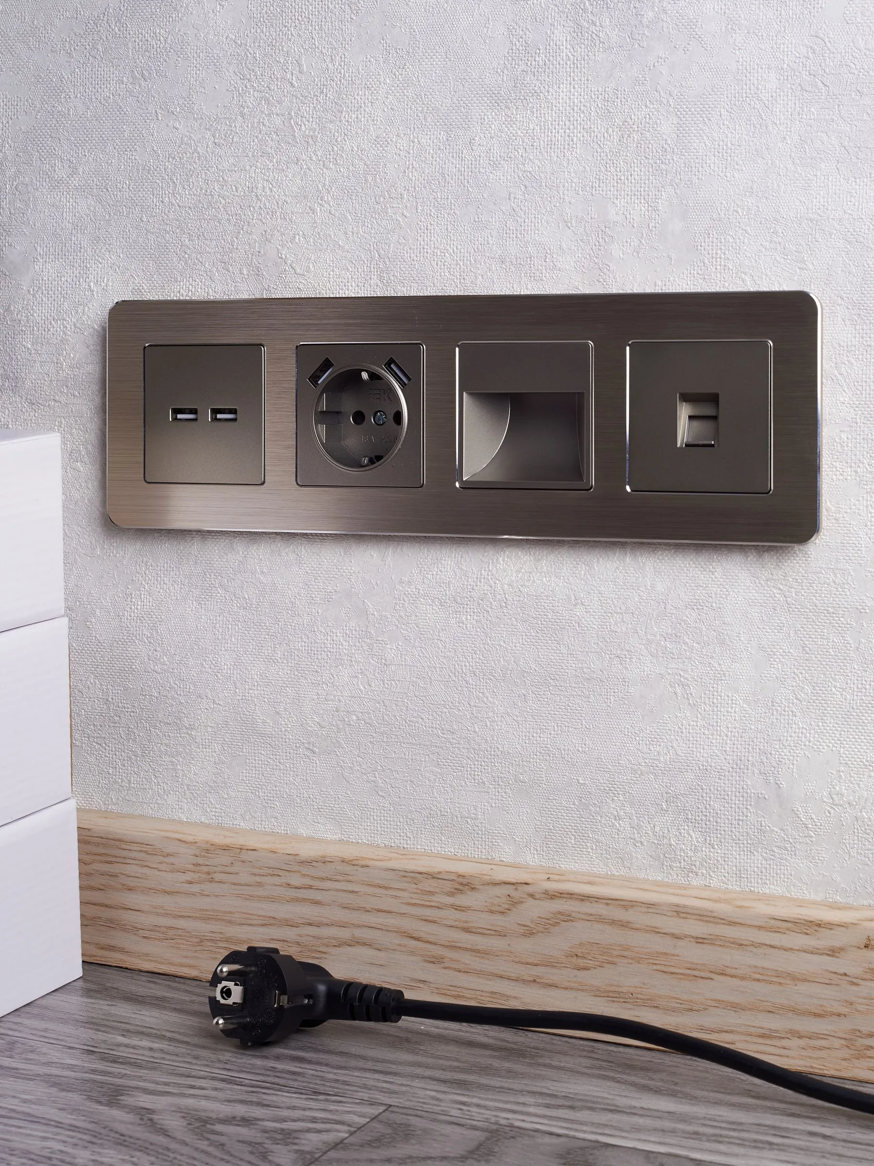 BRITE Подсветка светодиодная встраиваемая ПЛ20-БрШ шампань IEK - Фото 4