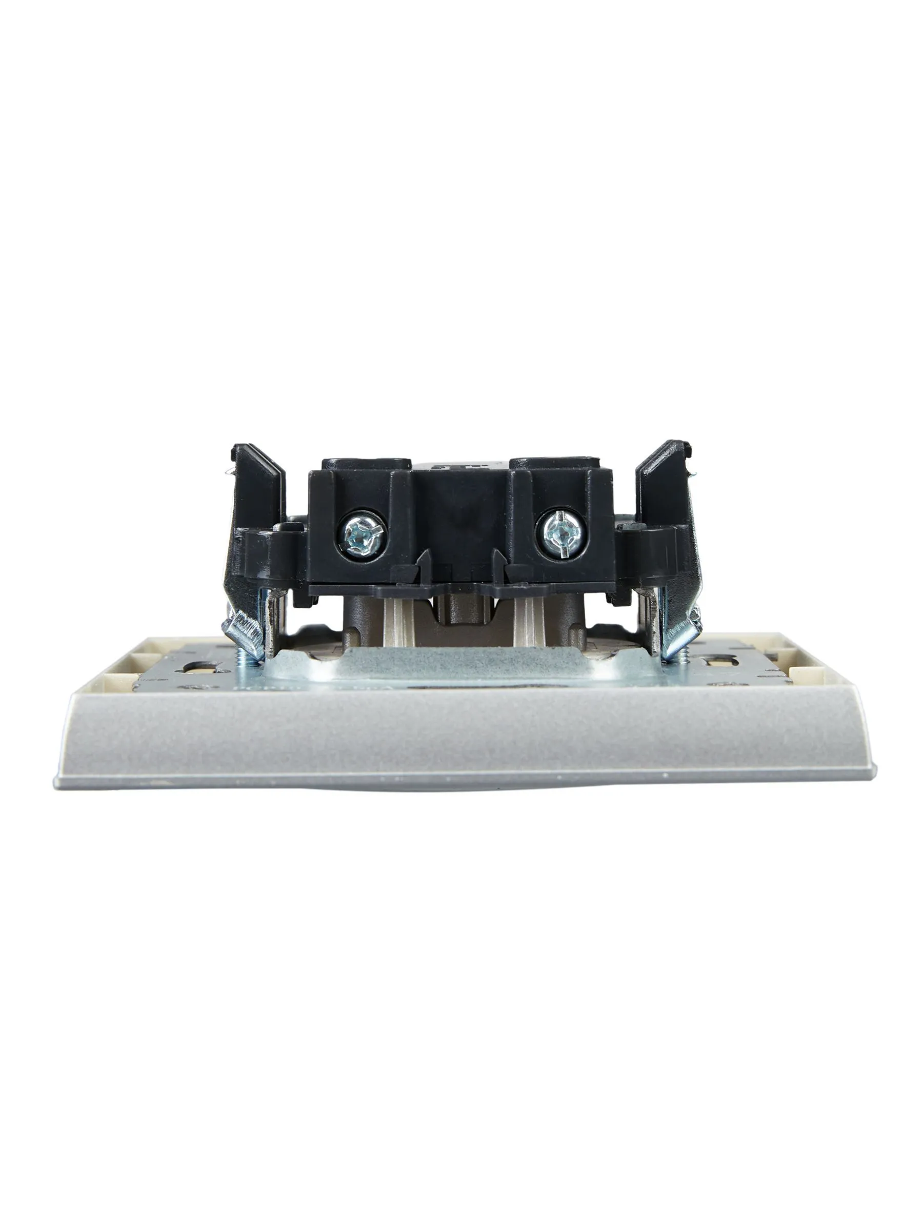 BRITE Розетка 1-местная без заземления без защитных шторок 10А в сб. РСР10-1-0-БрА алюминий IEK - Фото 2