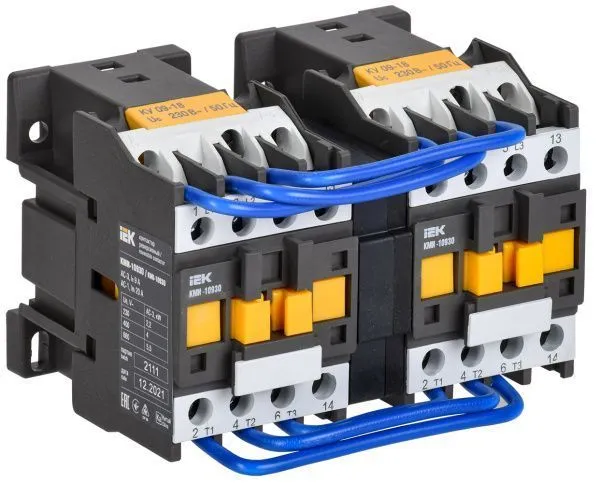 Контактор КМИ-10930 реверс 9А 230В/АС3 2NO IEK