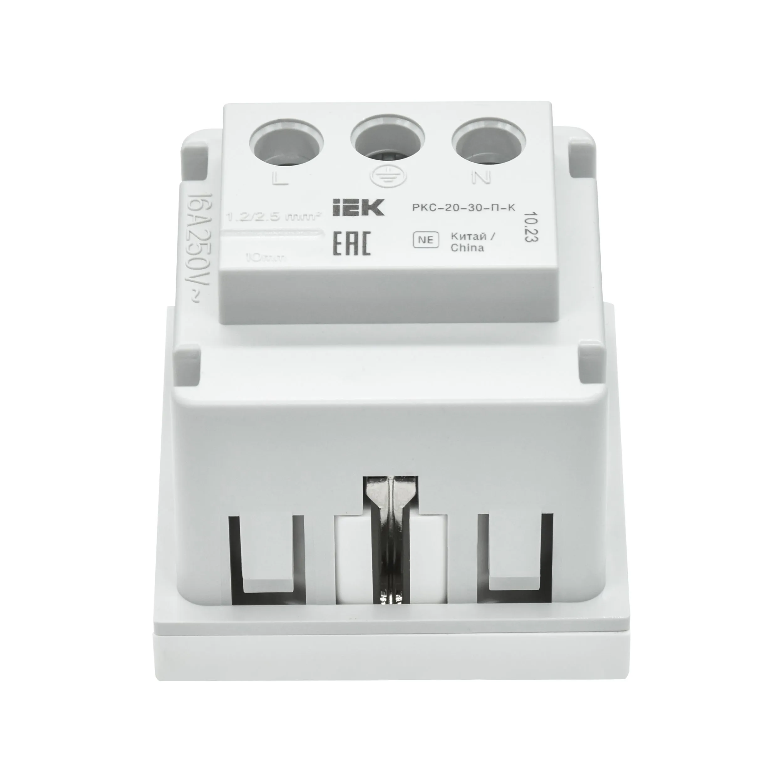 PRIMER РКС-20-30-П-К Розетка с заземляющим контактом защитной шторкой и винтовым зажимом (2 модуля) белая IEK - Фото 5
