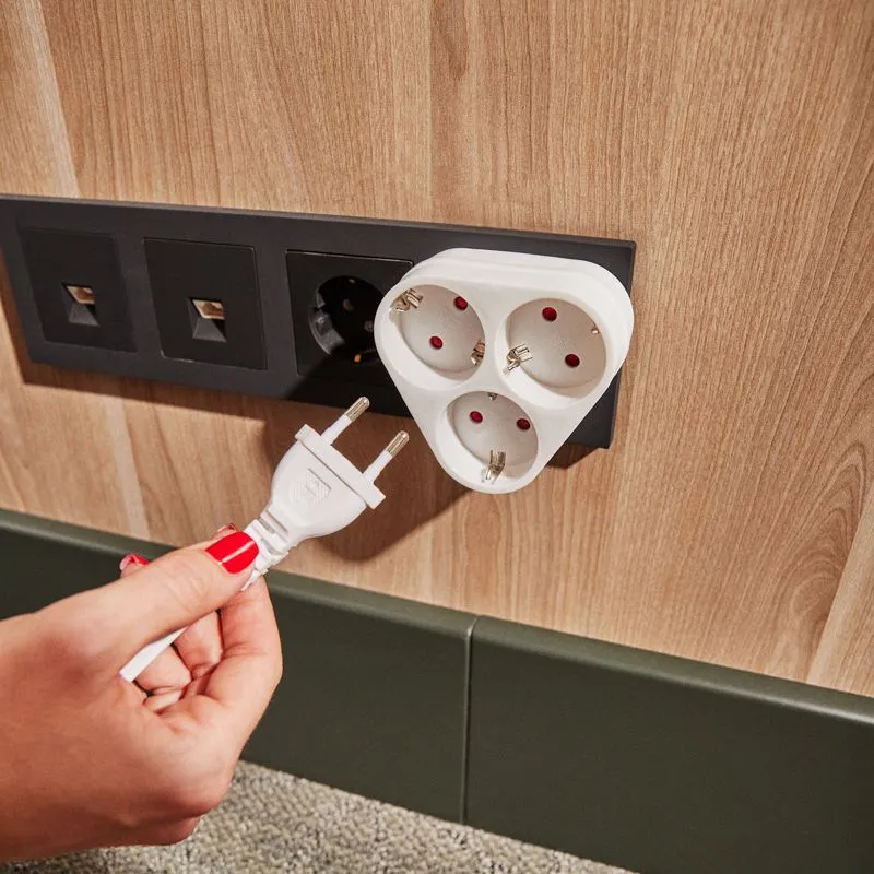 Тройник электрический пирамида 16А с/з белый REXANT - Фото 2