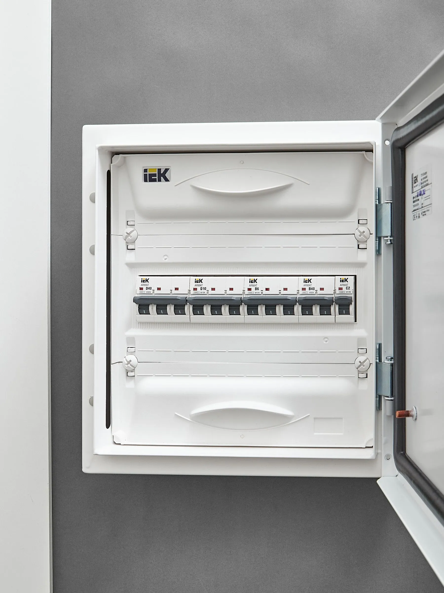 ARMAT Автоматический выключатель M10N 3P B 6А IEK - Фото 8