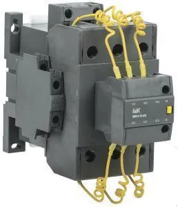 Контактор для конденсаторов КМИ-К 45кВАр IEK KKMK-45-230-01