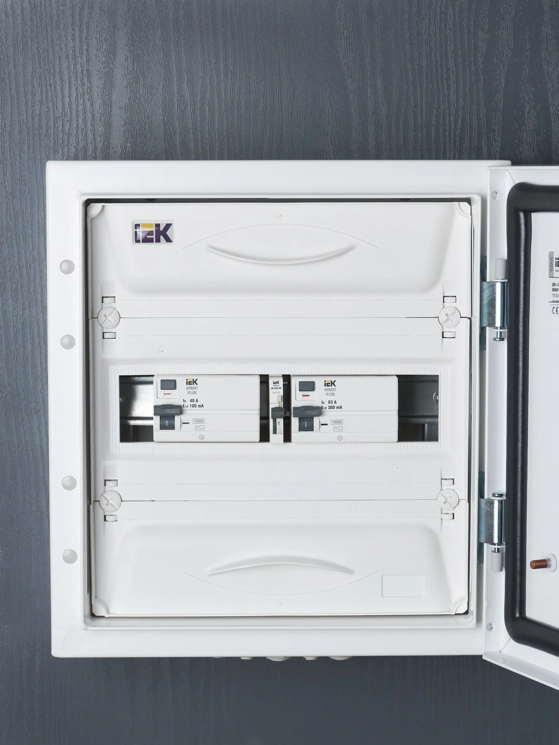 ARMAT Аварийный контакт AR-AUX-AC 240...415В IEK - Фото 4