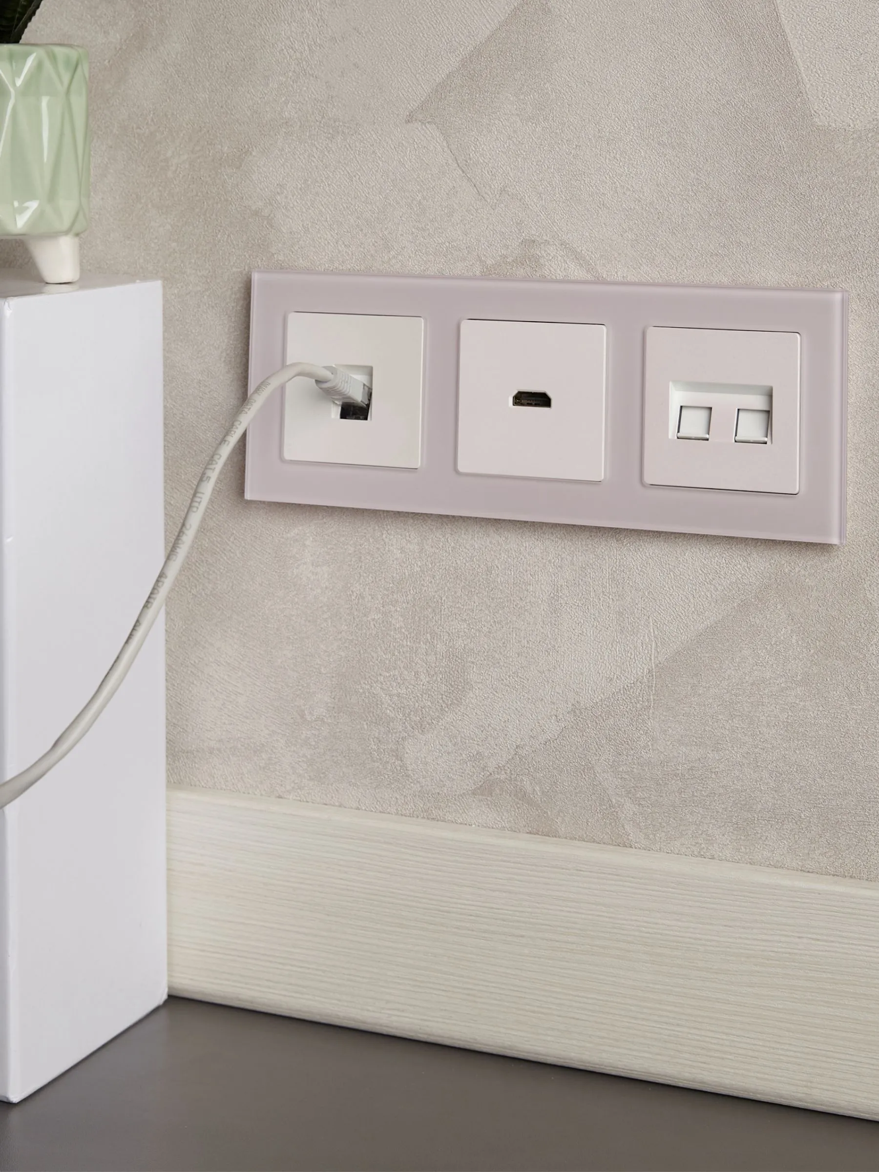 BRITE Розетка компьютерная двойная RJ45 кат.6 РК11-2-БрЖ жемчуг IEK - Фото 2