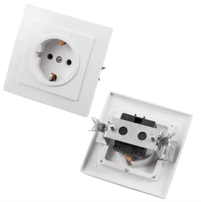 Розетка 1-местная RS16-133-Б скрытой установки Белая 16А, IP20 с заземляющим контактом RS16-133-Б