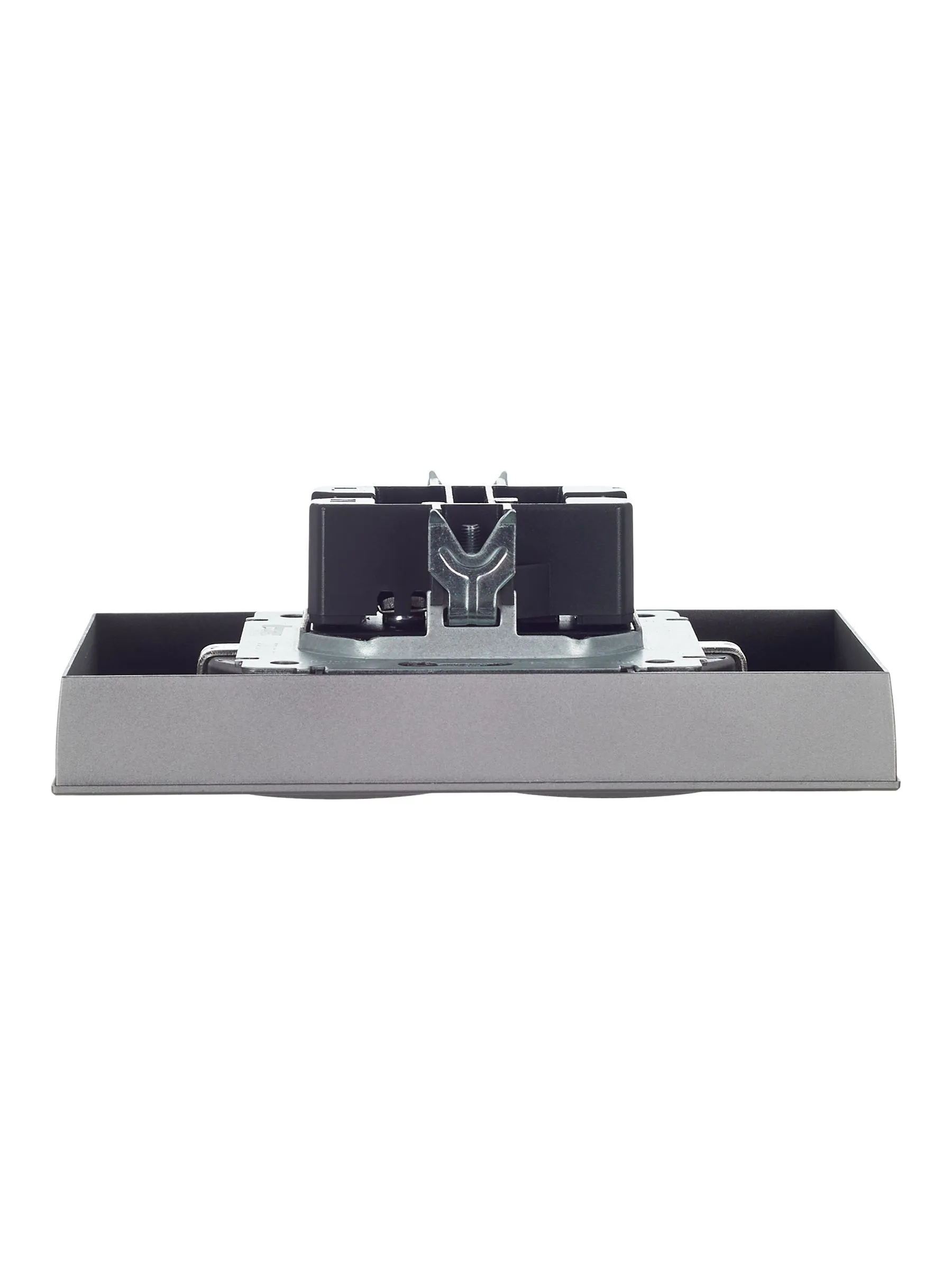 BRITE Розетка 2-местная с заземлением с защитными шторками 16А в сборе РСш12-3-БрС сталь IEK - Фото 7