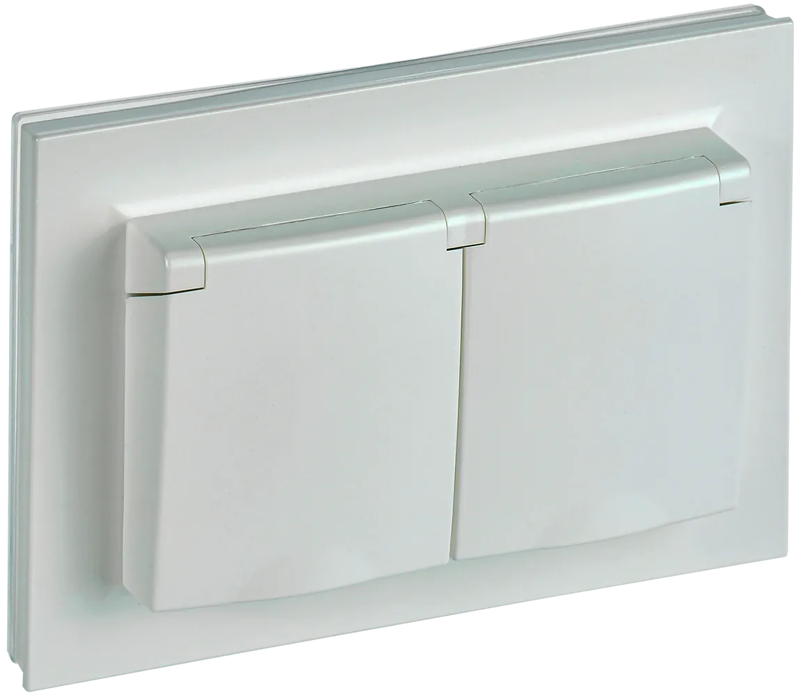 BRITE Розетка 2-местная с заземлением с защитными шторками и крышкой 16А в сборе IP44 РСбш12-3-44-БрЖ жемчуг IEK BR-R26-16-44-K36-F