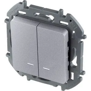 INSPIRIA Выключатель 2-клавишный с подсветкой/индикацией схема 5L 10АХ безвинтовые зажимы алюминий 673632