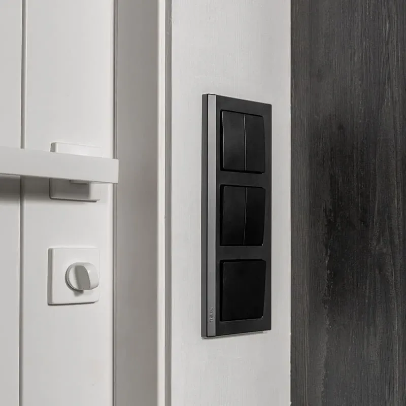 Выключатель двухклавишный проходной (черный матовый) Werkel - Фото 4