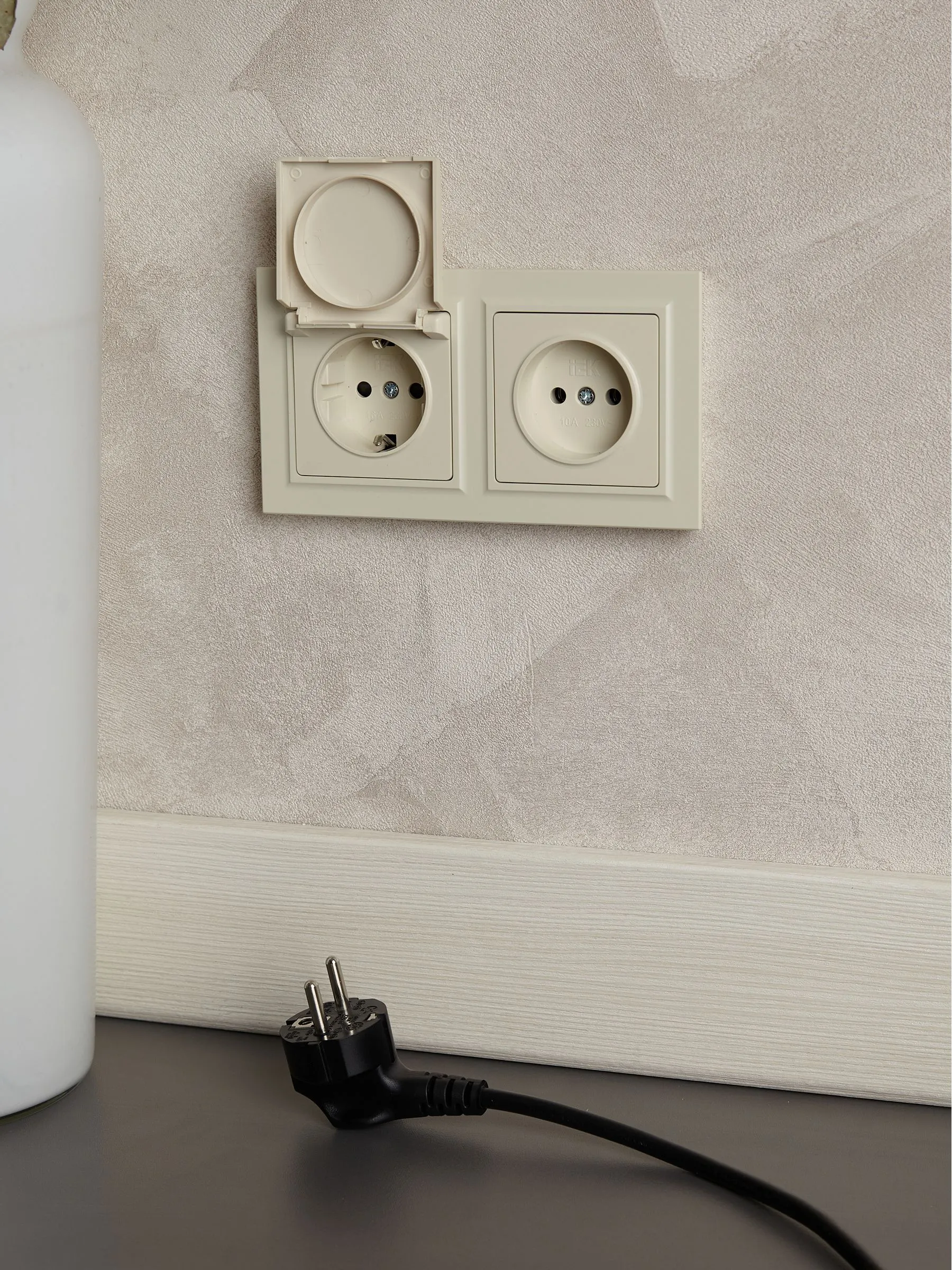 BRITE Рамка 2-местная IP44 РУ-2-БрКр-44 бежевый IEK - Фото 4