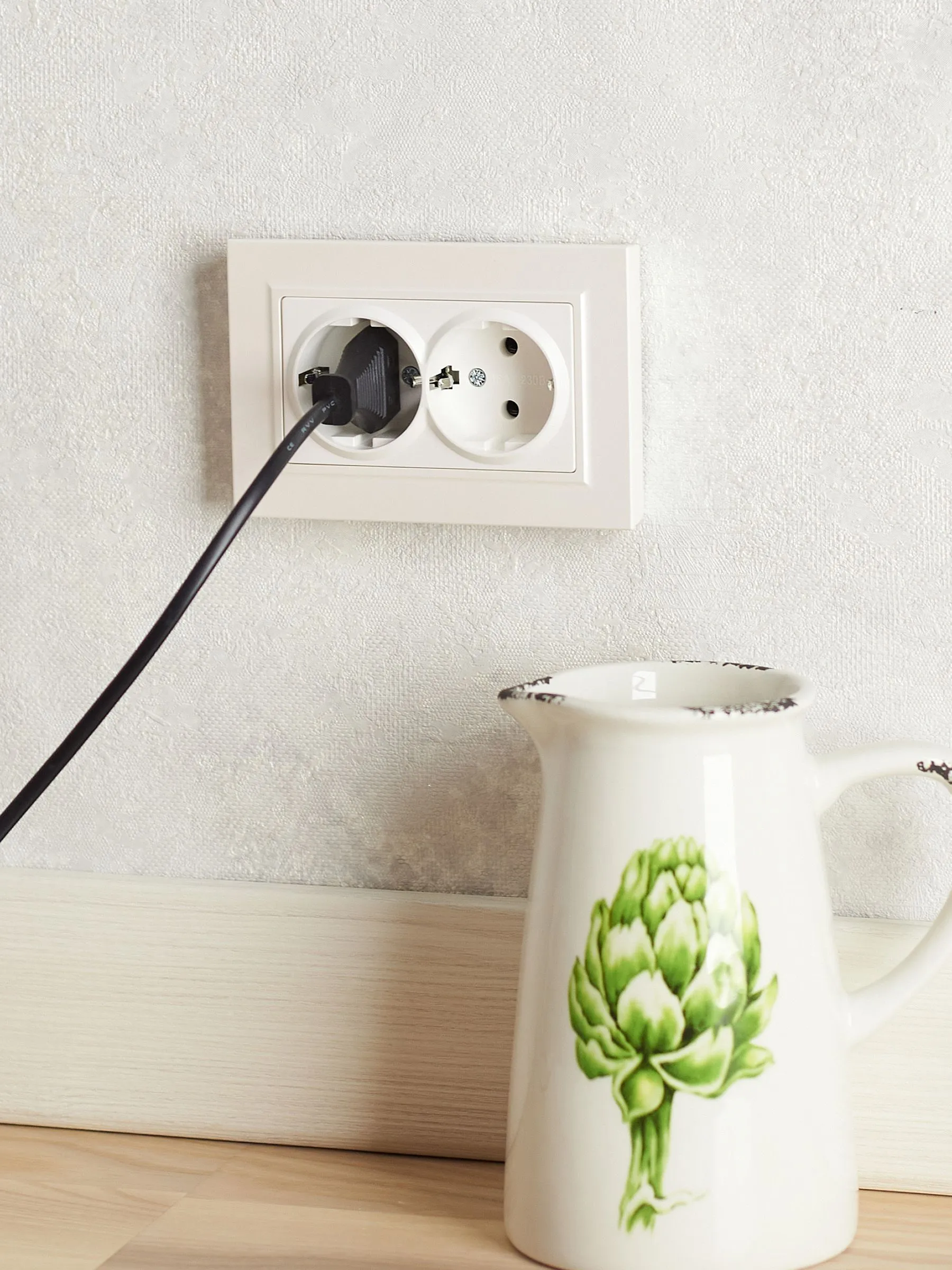 BRITE Розетка 2-местная с заземлением без защитных шторок 16А в сборе РС12-3-БрЖ жемчуг IEK - Фото 4