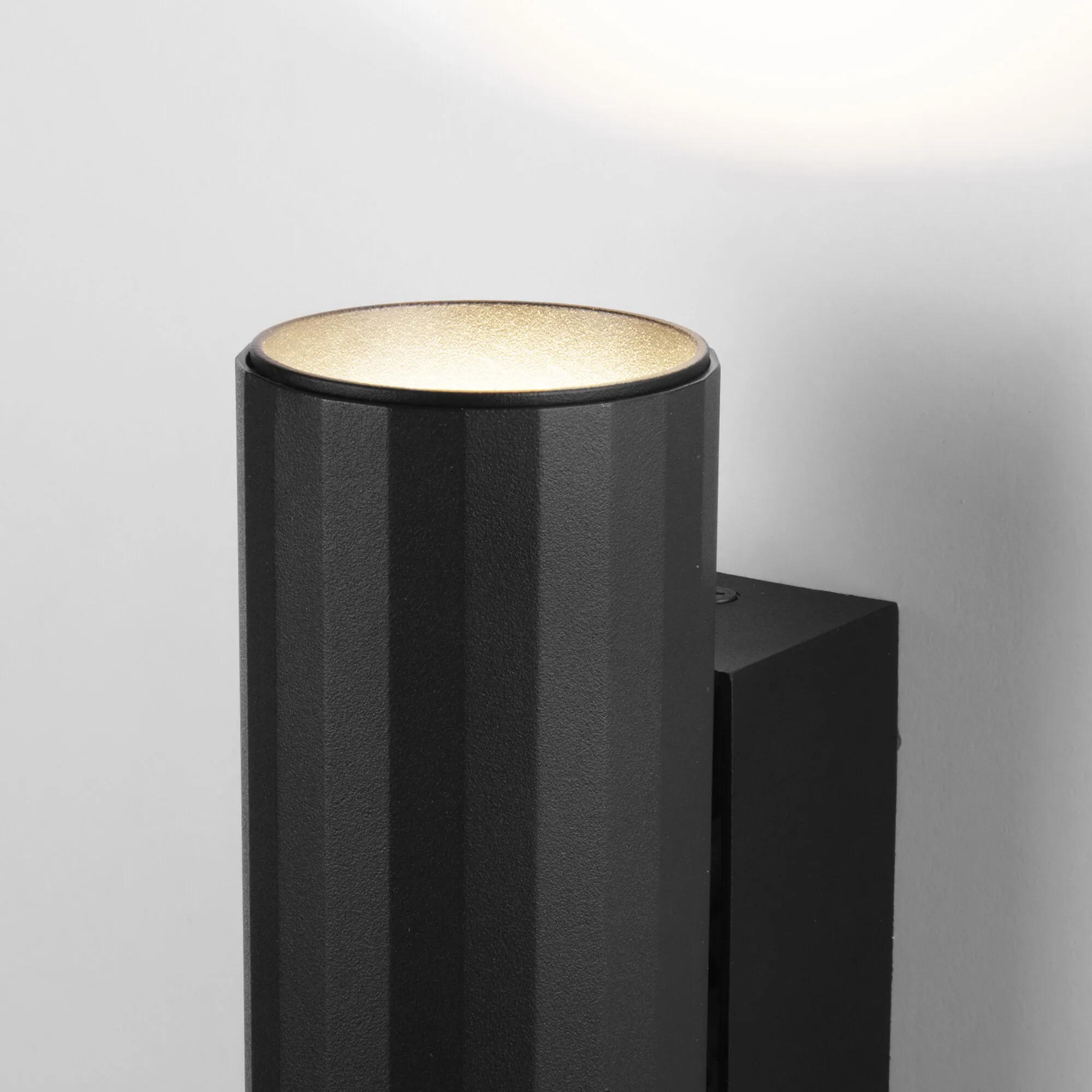 Светильник настенный Ribs MRL 1017 черный Elektrostandard - Фото 2