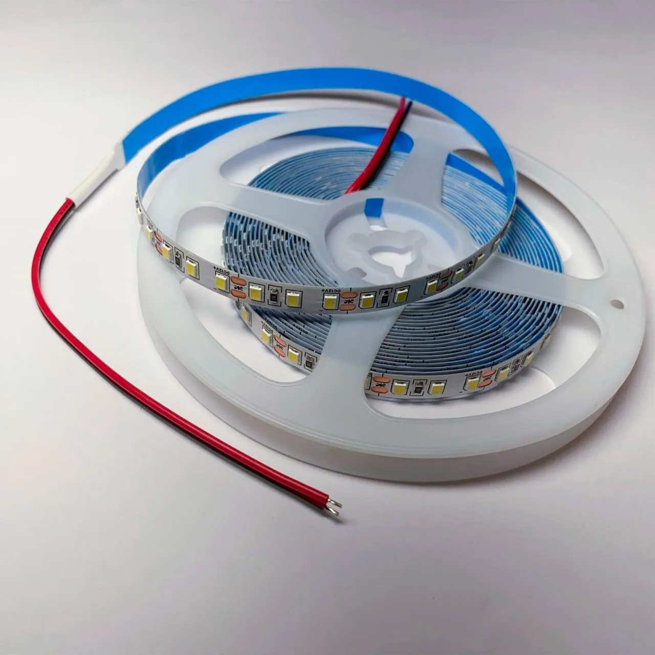 Лента 7LED 2835 120 IP20 9,6w нейт 12v 2710