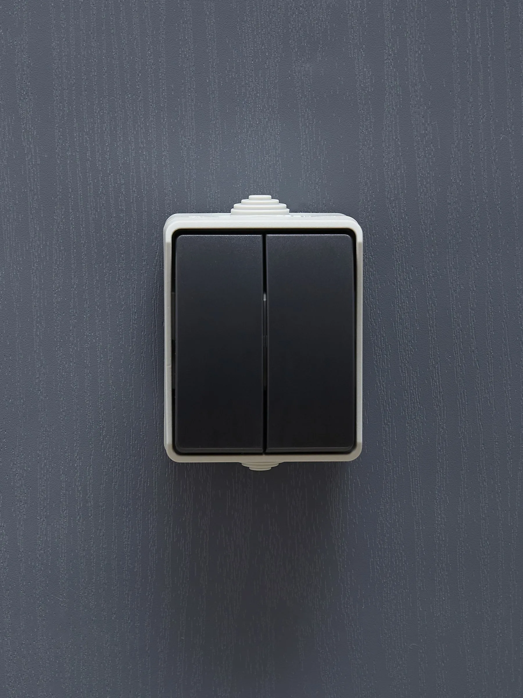 FORS Выключатель 2-клавишный для открытой установки 10А IP54 ВС20-2-0-ФСр серый IEK - Фото 4