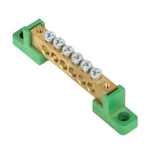 Шина "0" PE 8x12мм 6 отверстий латунь с контактной пластиной 2 зелёных угловых изолятора sn0-125-06-2-pe