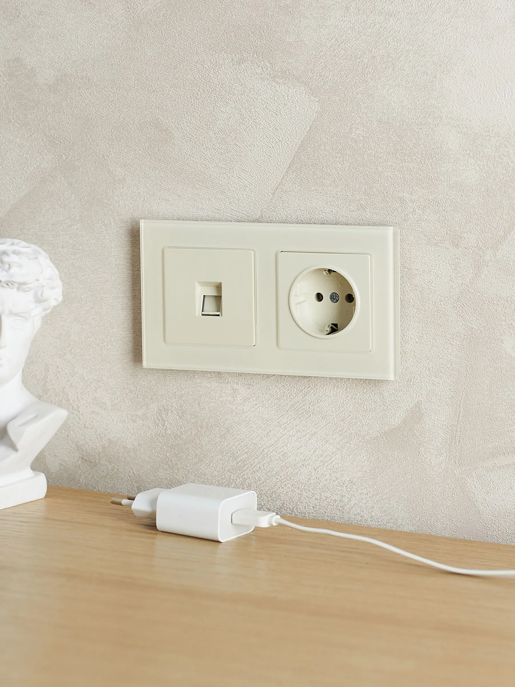 BRITE Рамка 2 -местная РУ-2-2-БрВа стекло ванильный IEK - Фото 5