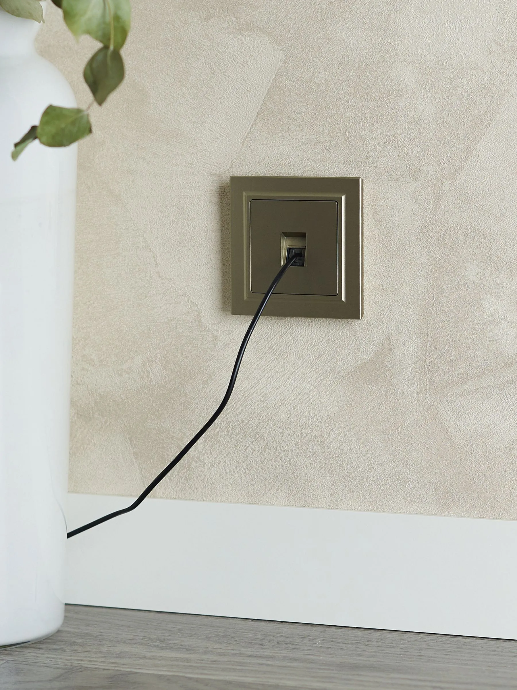 BRITE Розетка компьютерная RJ45 кат.5E РК10-БрШ шампань IEK - Фото 3