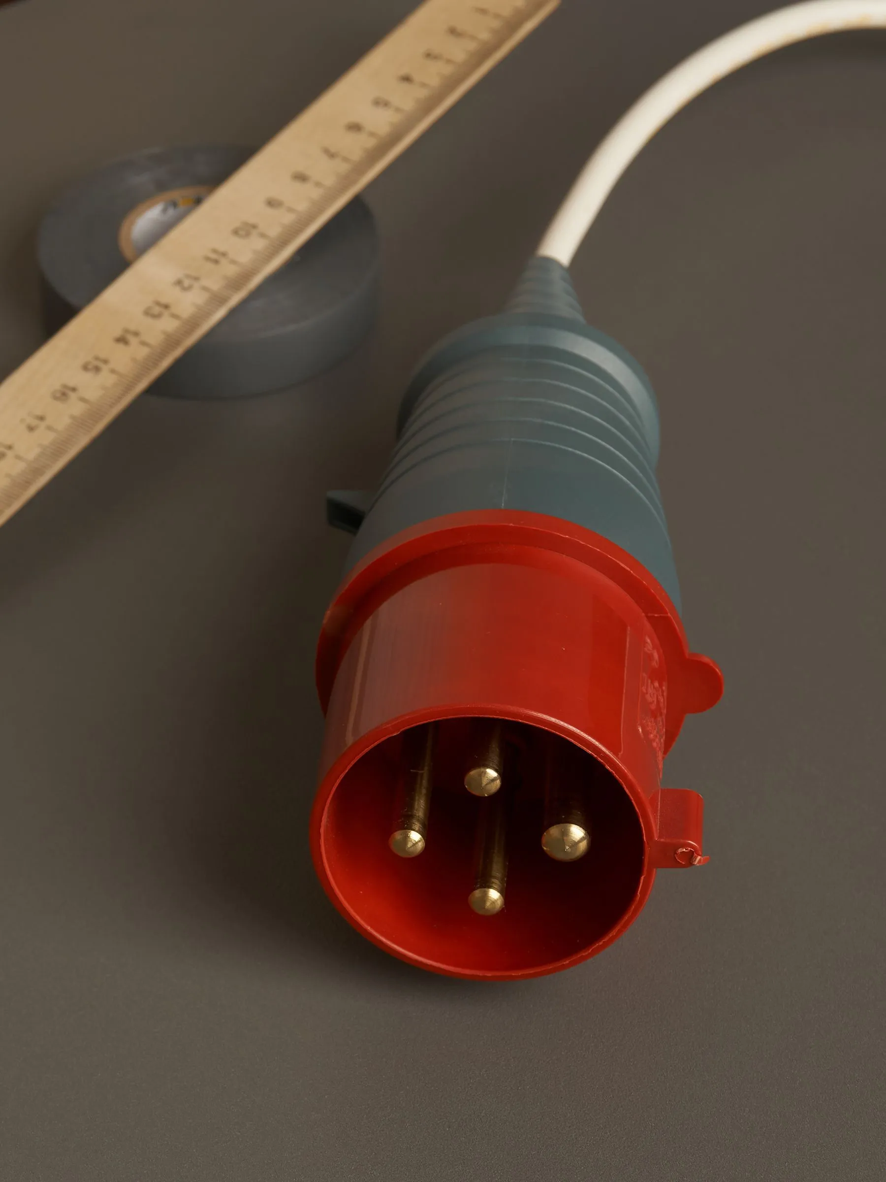 Вилка переносная ССИ-024 3Р+РЕ 32А 380-415В IP44 IEK - Фото 5