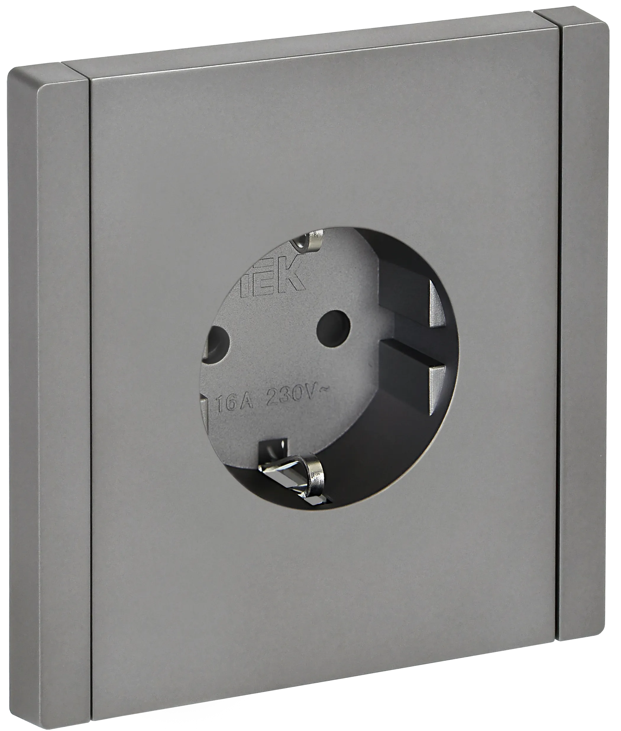 FORTE&PIANO Розетка 1-местная с заземлением с защитными шторками безвинтовое крепление 16А FP513 сталь IEK
