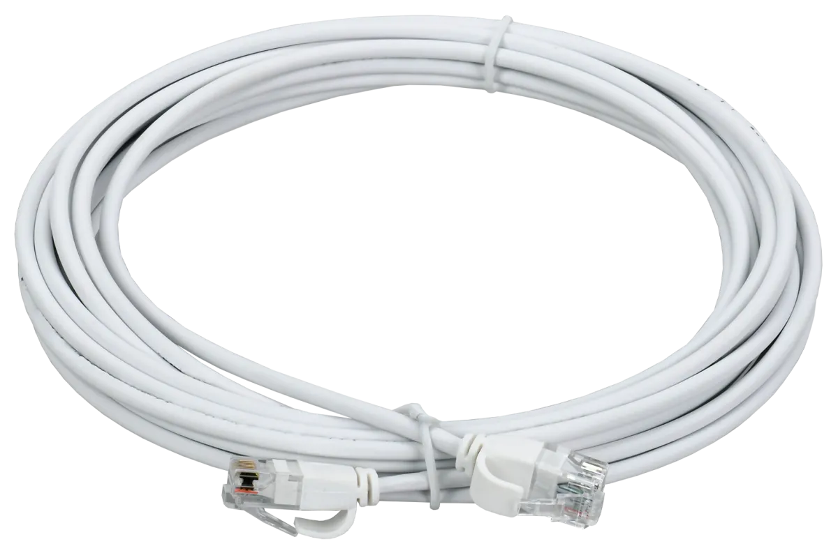 ITK Коммутационный шнур (патч-корд) кат.5E UTP LSZH 1,5м slim колпачок с язычком белый