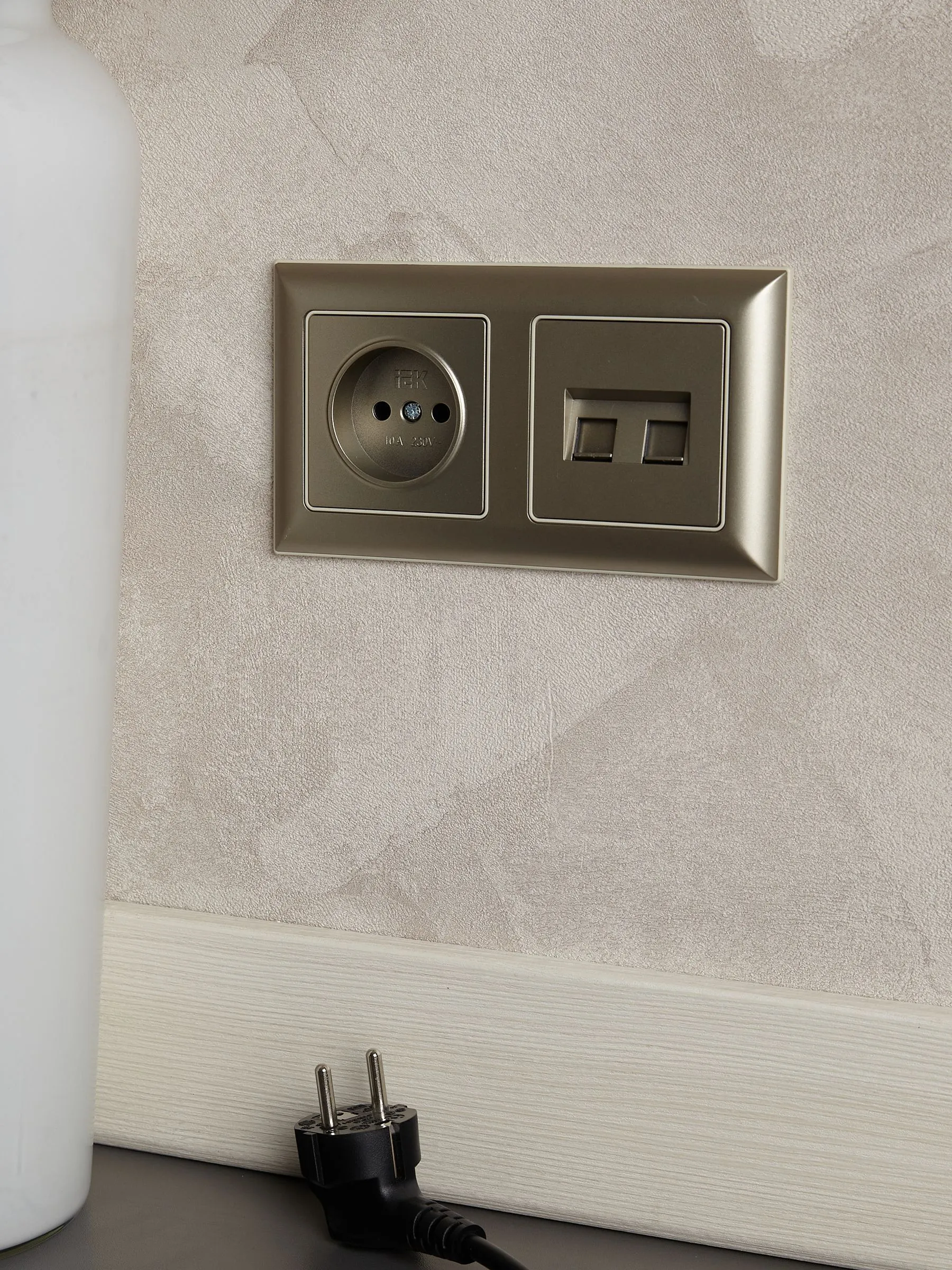 BRITE Рамка 2-местная РУ-2-Бр бежевый/шампань IEK - Фото 5