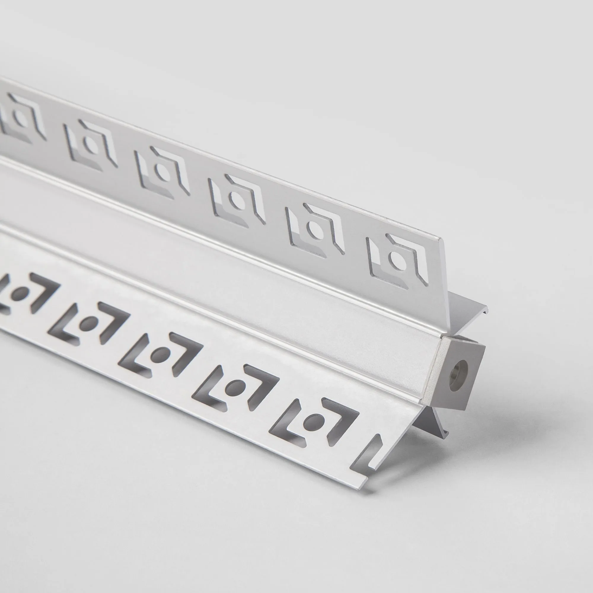 Профиль встраиваемый угловой алюминиевый (внутренний угол) для светодиодной ленты LL-2-ALP014 Elektr