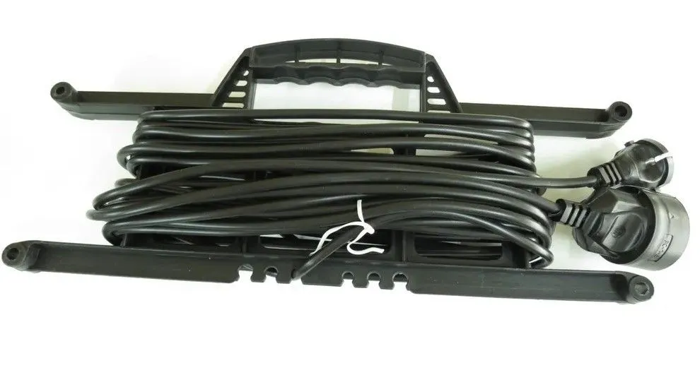 Удлинитель УР на рамке ПВС 2*1,5 (16А) 1гн. 50м. б/з DEKRON DEK09603-0014