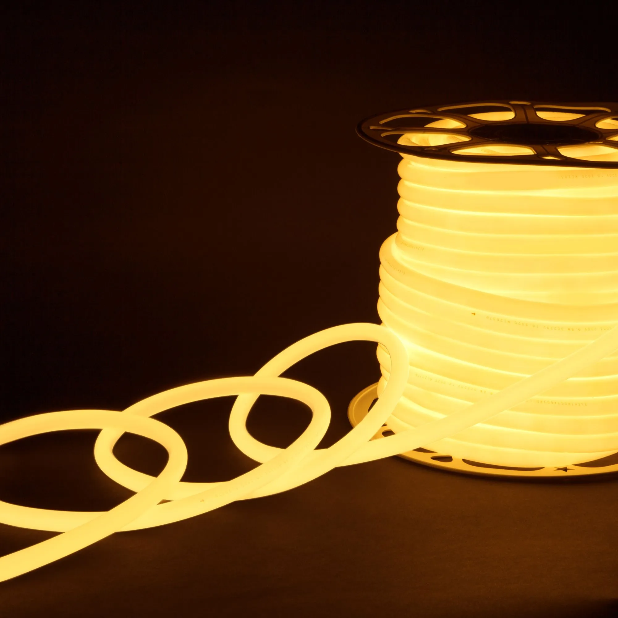 Гибкий неон светодиодный 220V 9,6W 144Led 2835 IP67 круглый теплый белый, 50 м Elektrostandard - Фото 5