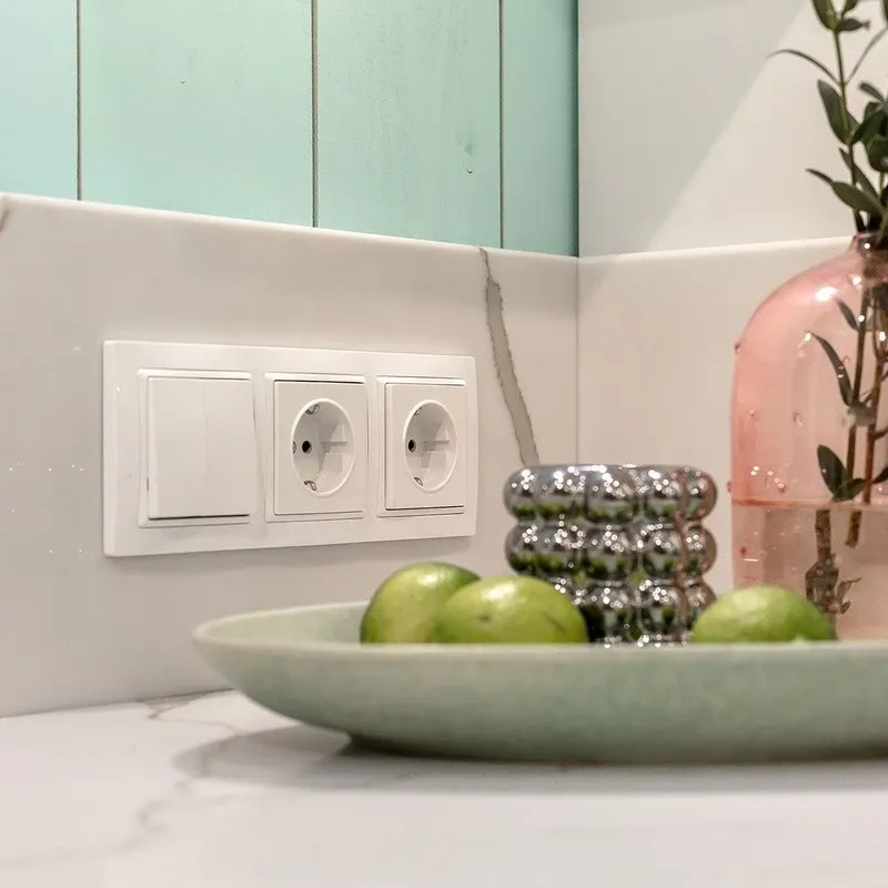 Выключатель двухклавишный (белый) Werkel - Фото 5