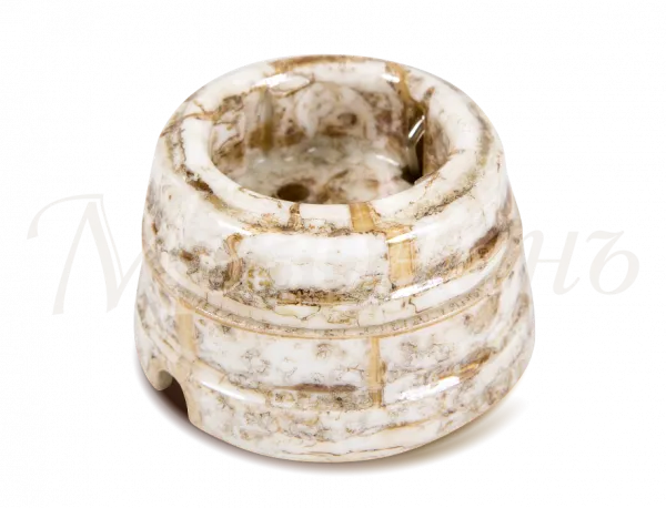 Розетка ретро фарфоровая , двухполюсная,с заземляющим контактом  (в комплекте с подъемной рамкой D7