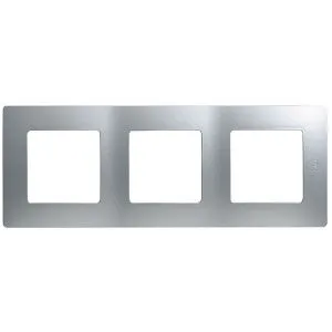 ETIKA Рамка 3-местная алюминий 672553