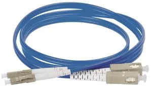 ITK Оптический коммутационный соединительный шнур (патч-корд), MM, 50/125 (OM4), LC/UPC-SC/UPC, (Duplex), 3м FPC5004-LCU-SCU-C2L-3M