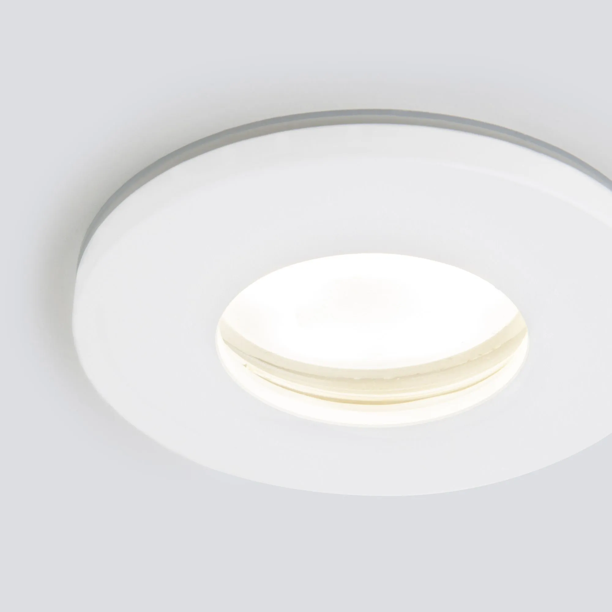 Светильник точечный влагозащищенный 125 MR16 белый матовый Elektrostandard - Фото 4