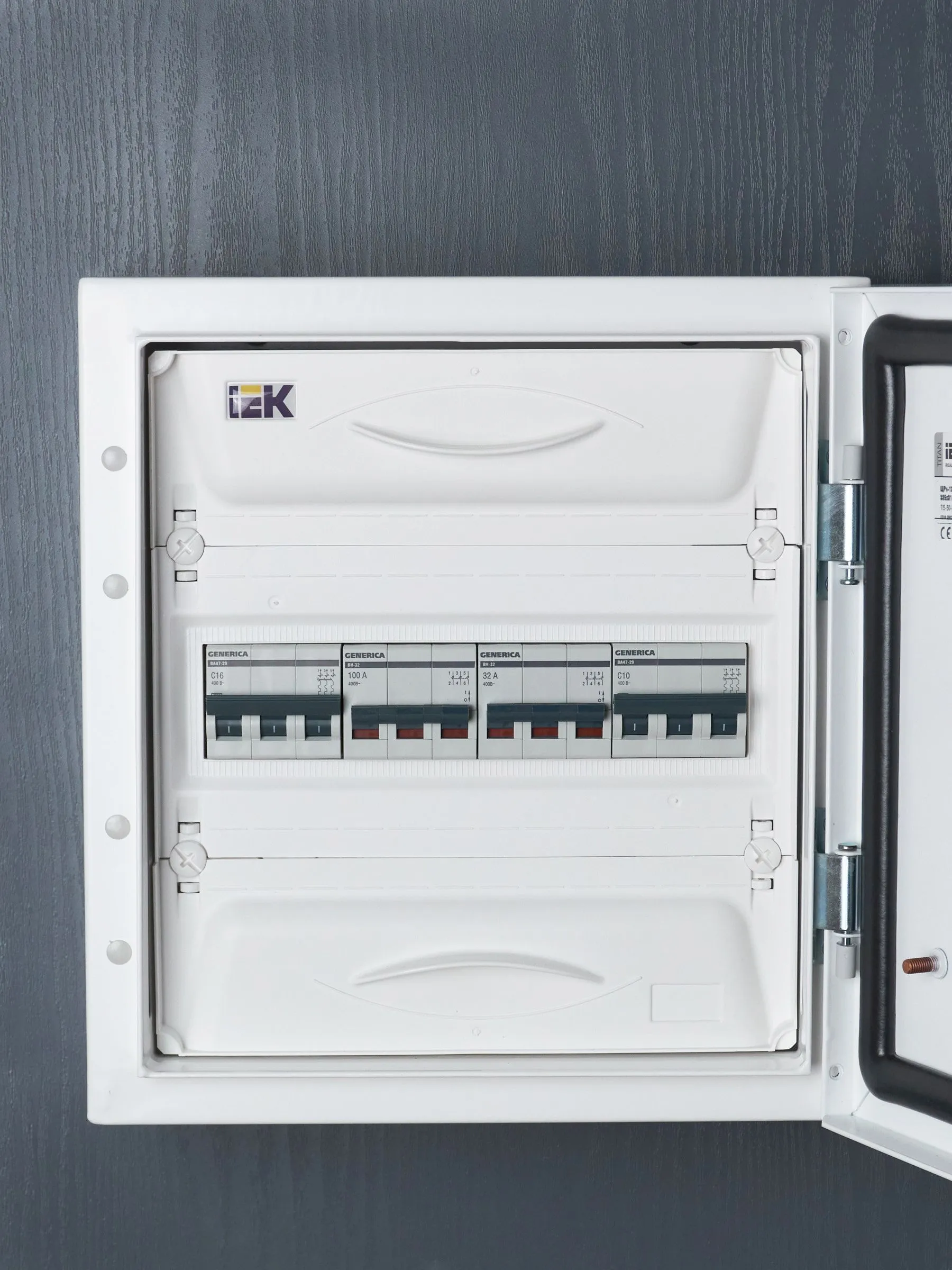 Выключатель нагрузки (мини-рубильник) ВН-32 3Р 32А GENERICA - Фото 3