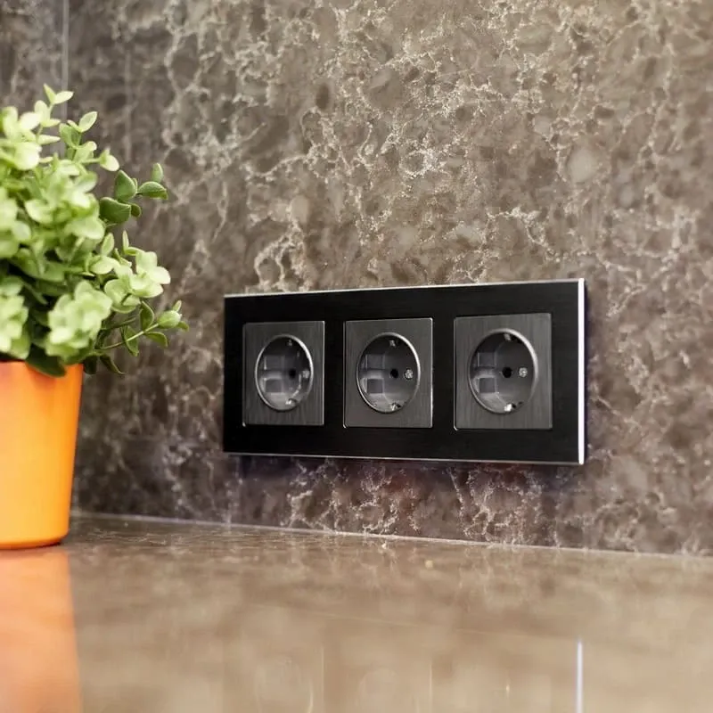 Розетка с заземлением (графит рифленый) Werkel - Фото 8