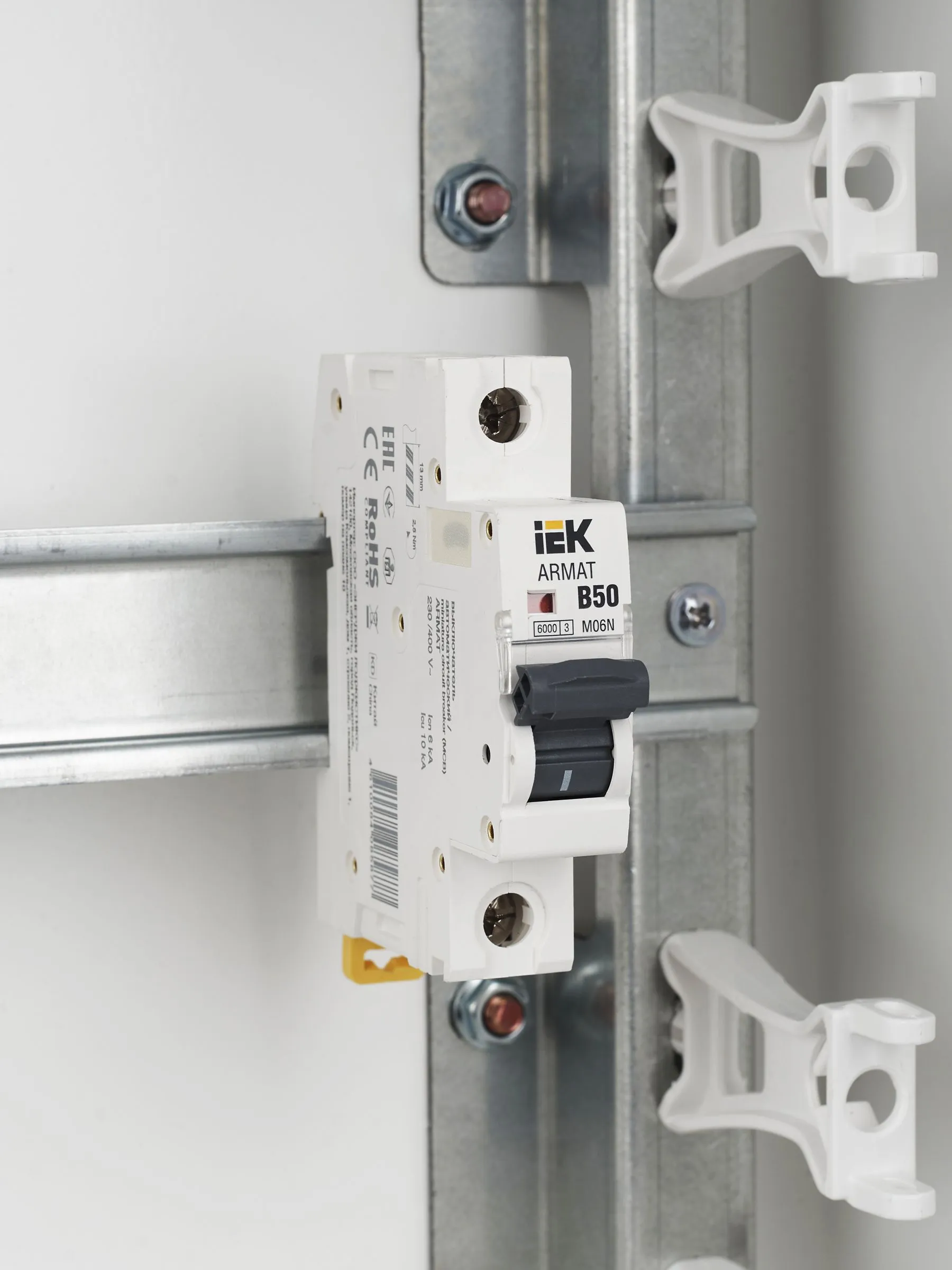 ARMAT Автоматический выключатель M06N 1P B 50А IEK - Фото 7