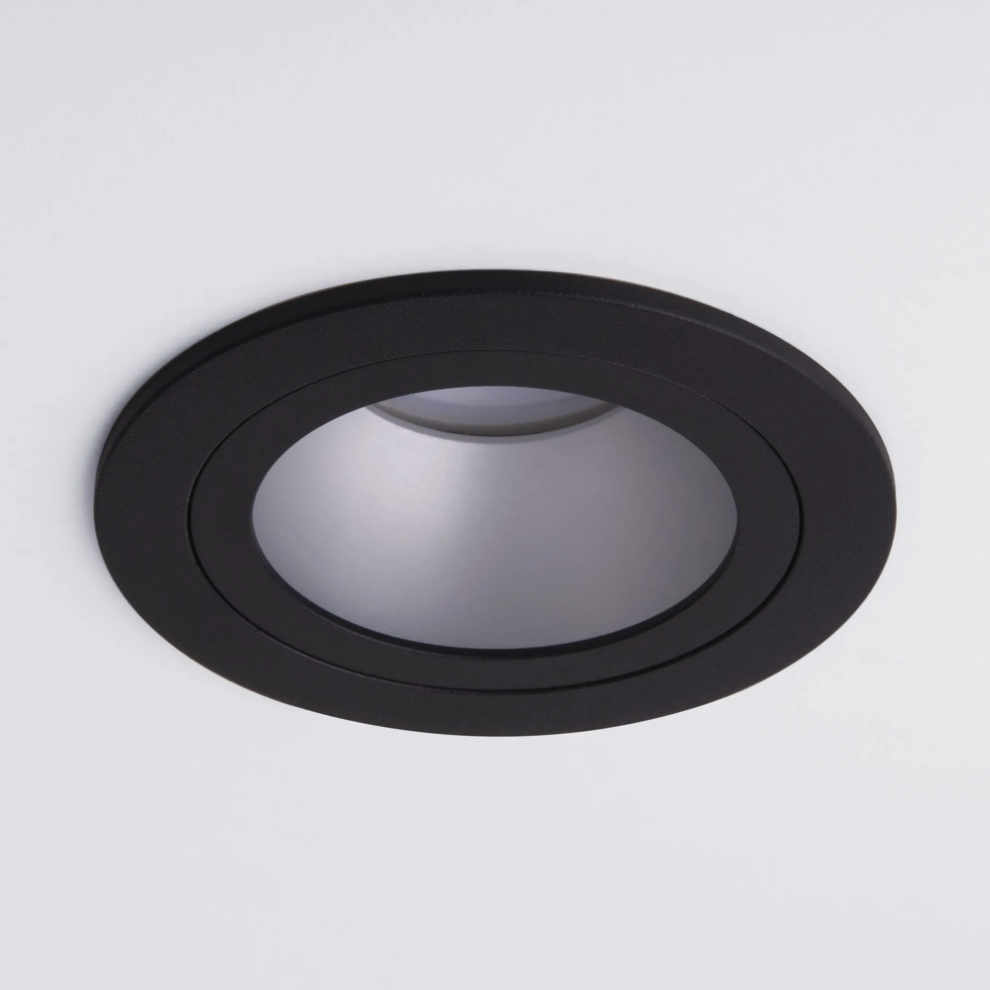 Светильник точечный 122 MR16 серебро/черный Elektrostandard - Фото 4