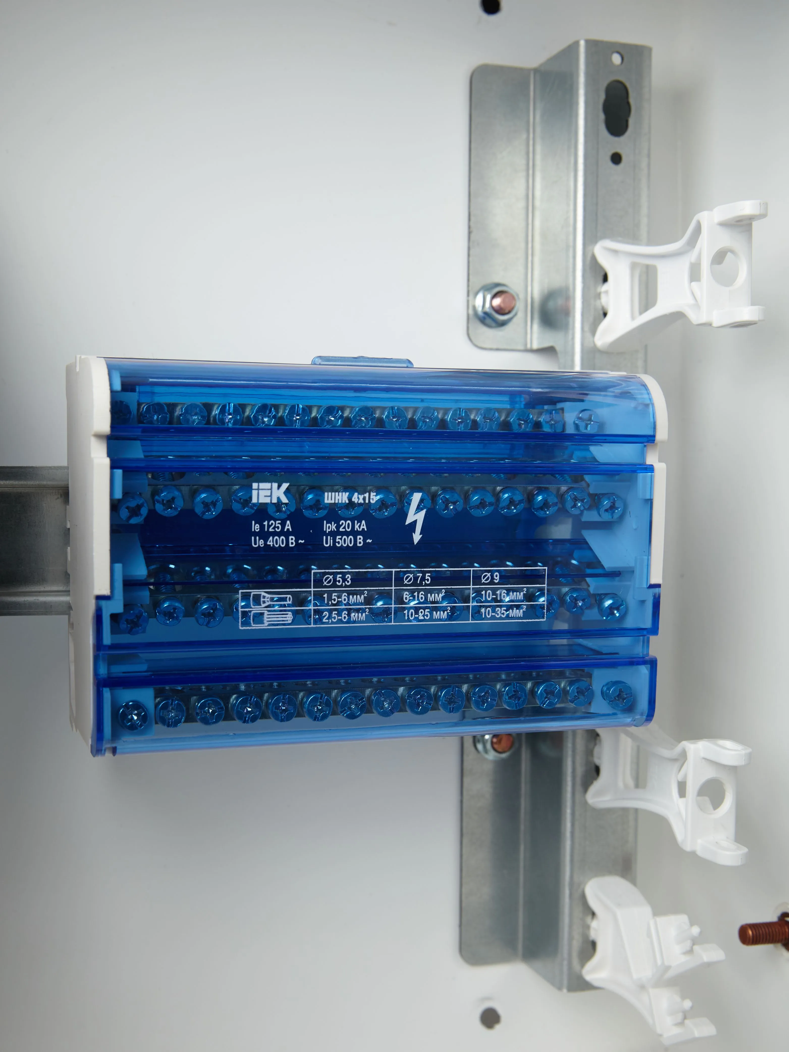 Шины на DIN-рейку в корпусе (кросс-модуль) ШНК 4х15 3L+PEN IEK - Фото 3