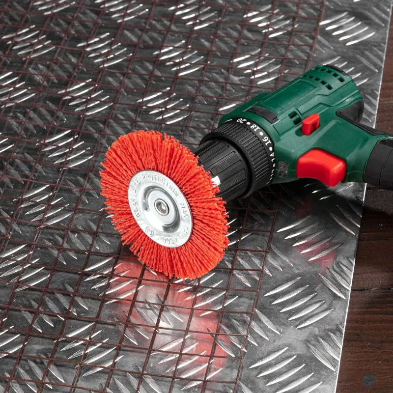 Щетка дисковая для дрели, нейлоновая проволока с абразивным покрытием, 100мм KRANZ - Фото 2